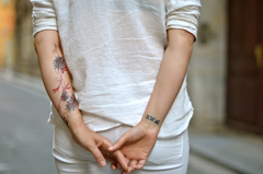 tatouage éphémère floral