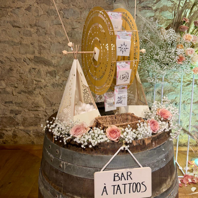 Bar à tatouages : 5 raisons d’opter pour cette animation tendance pour un mariage