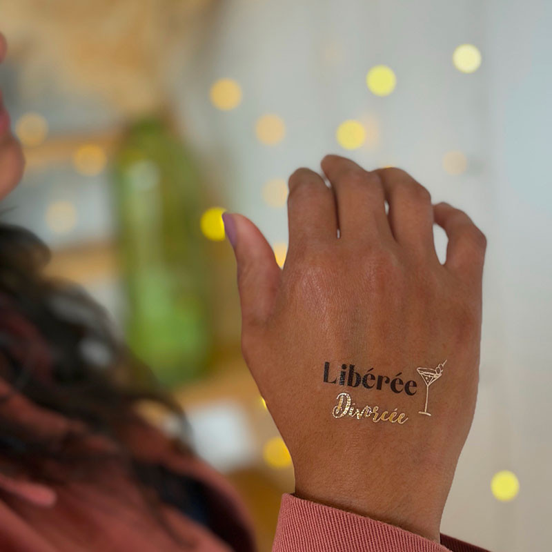 Discover “Liberated, Divorced”, the tattoo that marks a fresh start