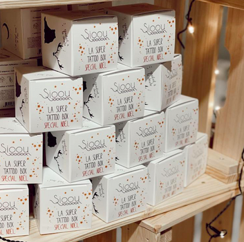 Sioou at the pop up of the Village des Créateurs